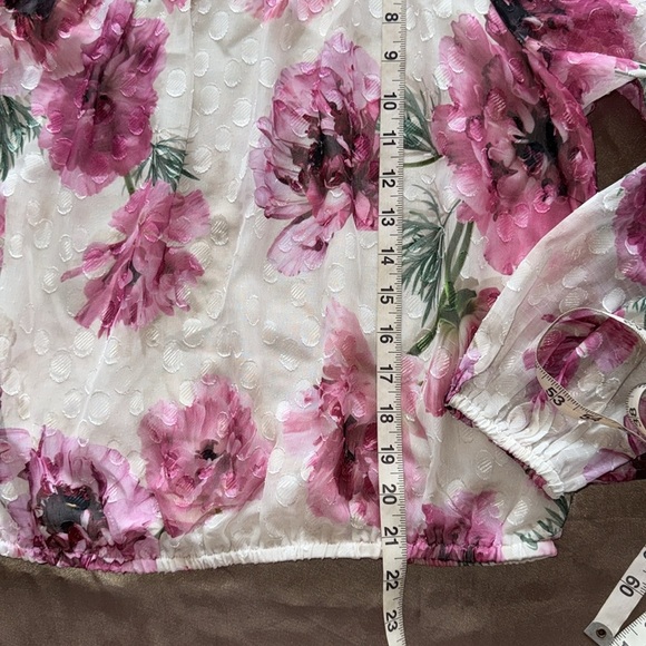 Express Pink Floral Gathered Neck Balloon Sleeve Top Clip Dot Lined Sz Large - Picture 11 of 13